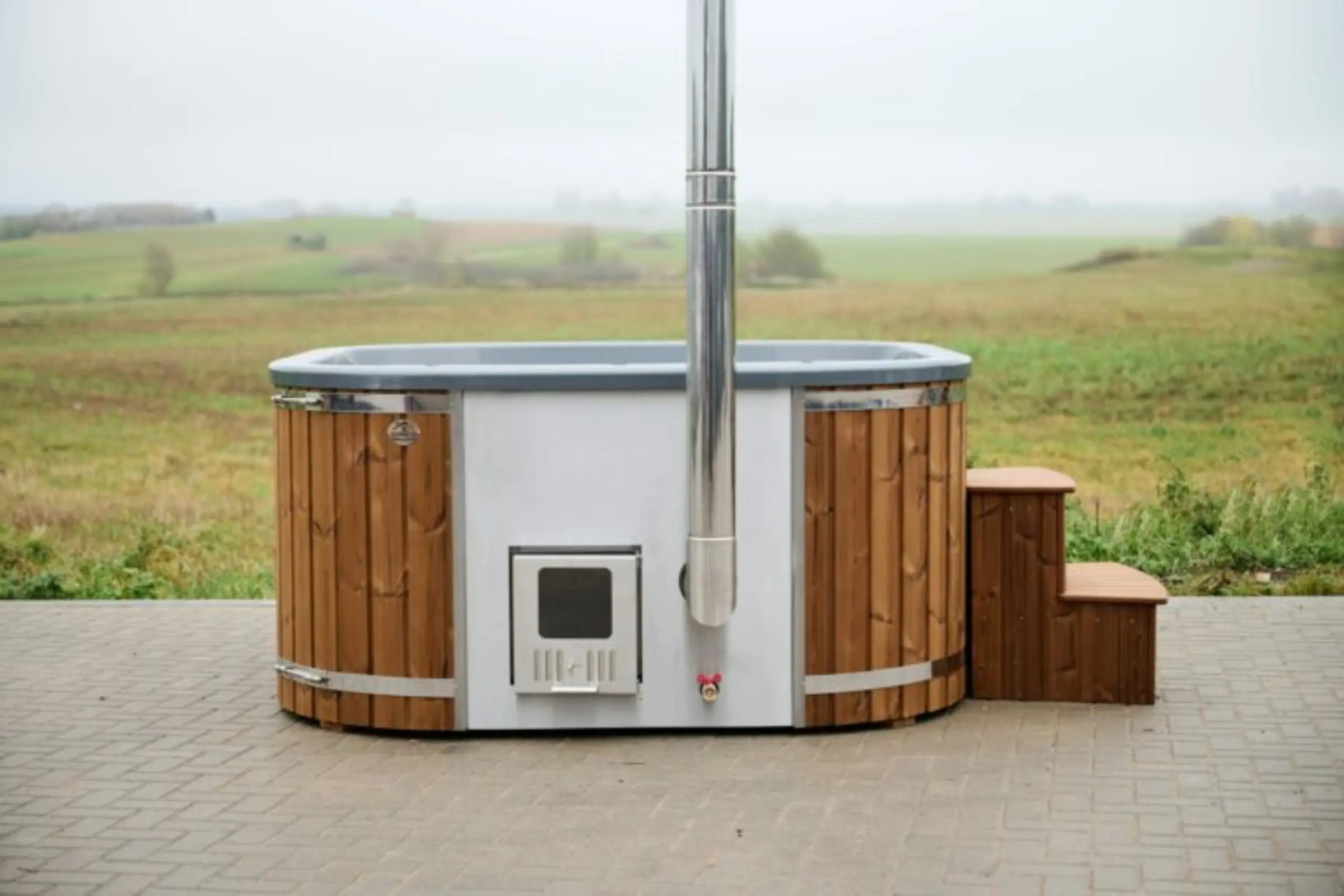 Vedeldad badtunna Wellness hybrid med akrylinsats 3